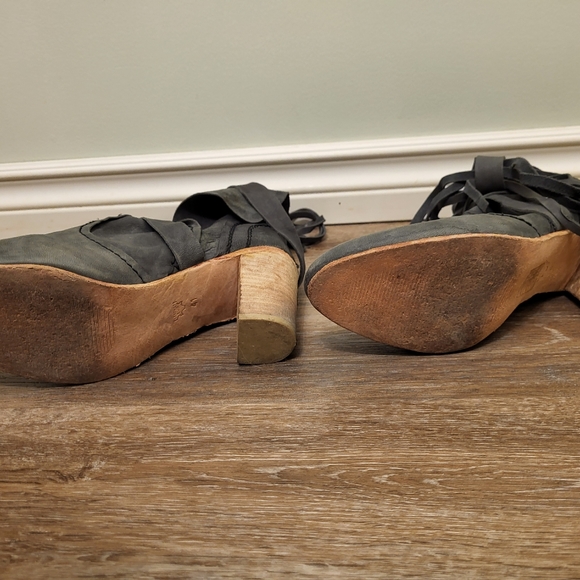 Free People Seven Wonders Leather Ankle Booties Graphite Distressed Grey 10.5 - Picture 5 of 8